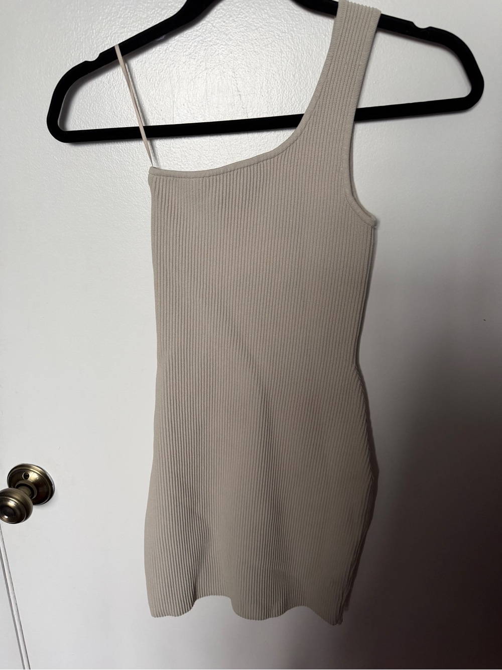 Aritzia Babaton Sculptknit Dress - Picture 2 of 4